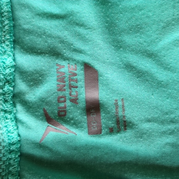 Women's Assorted Athletic Shirts - Lot Of 7 - Picture 5 of 15